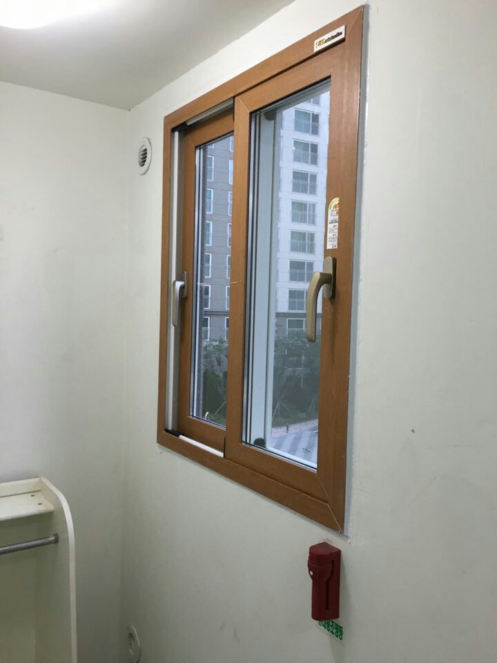 2042071651_hMCLPznH_de1486cc13b0c4d09aad11d78bc35ebad3fc73fb.jpg 이미지크게보기